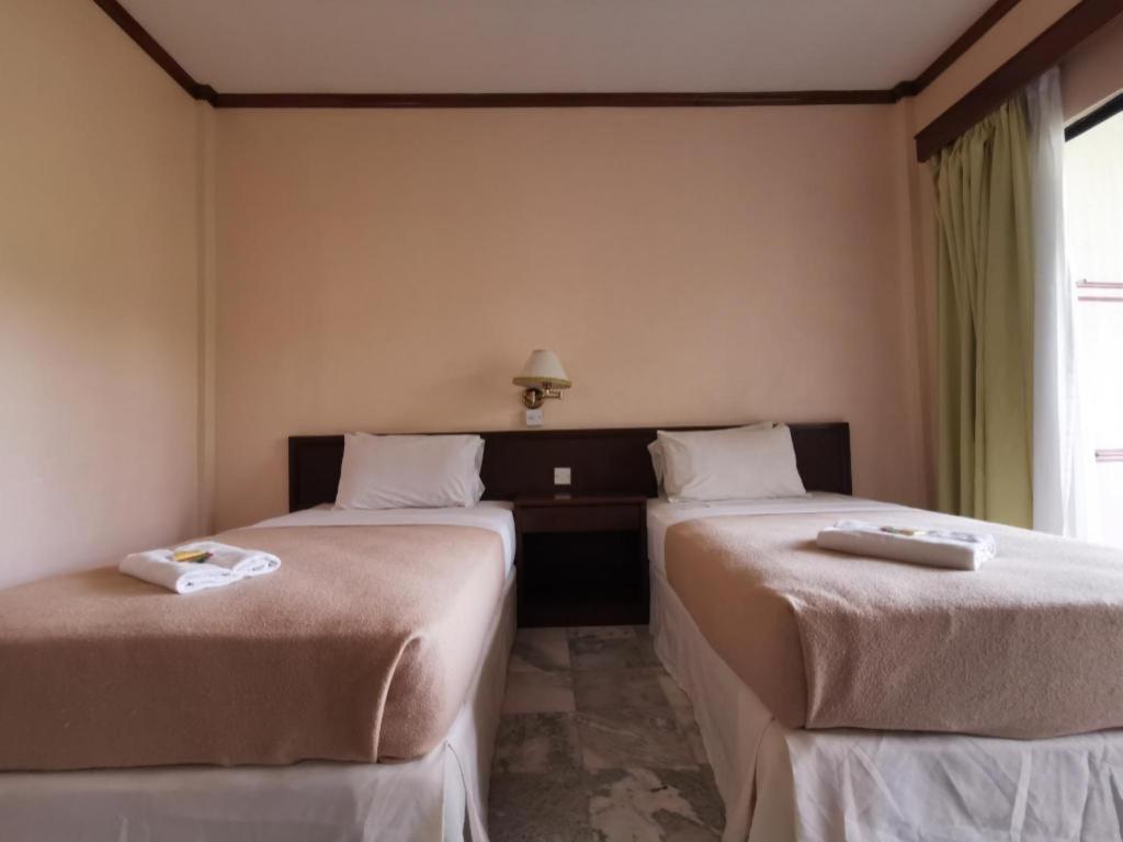 Oyo 89972 Borneo Paradise Beach Hotel كوتا كينابالو المظهر الخارجي الصورة